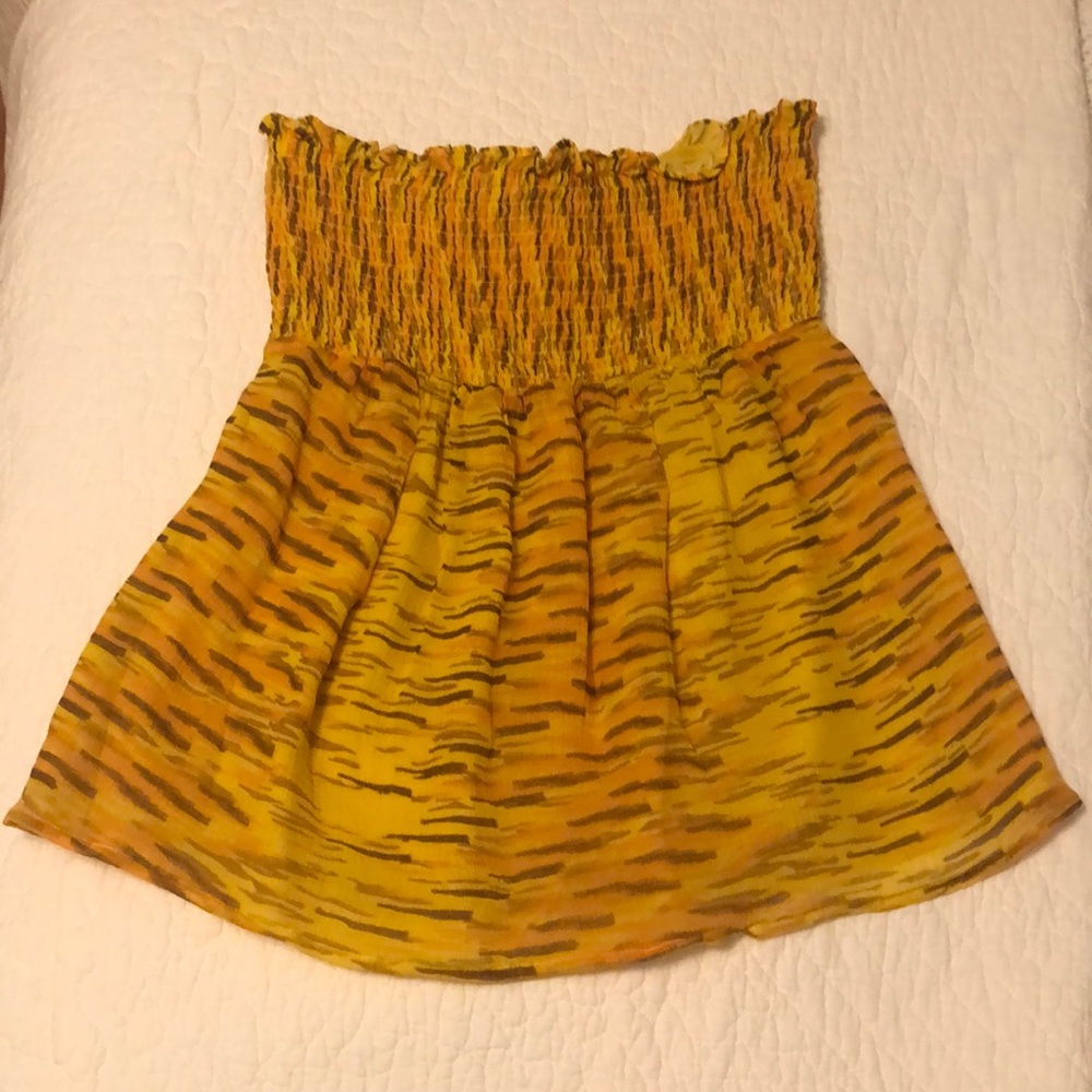 Strapless top